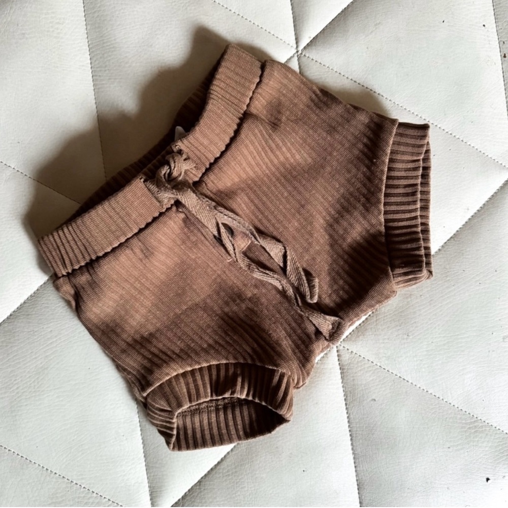 Jamie Kay • Shorties